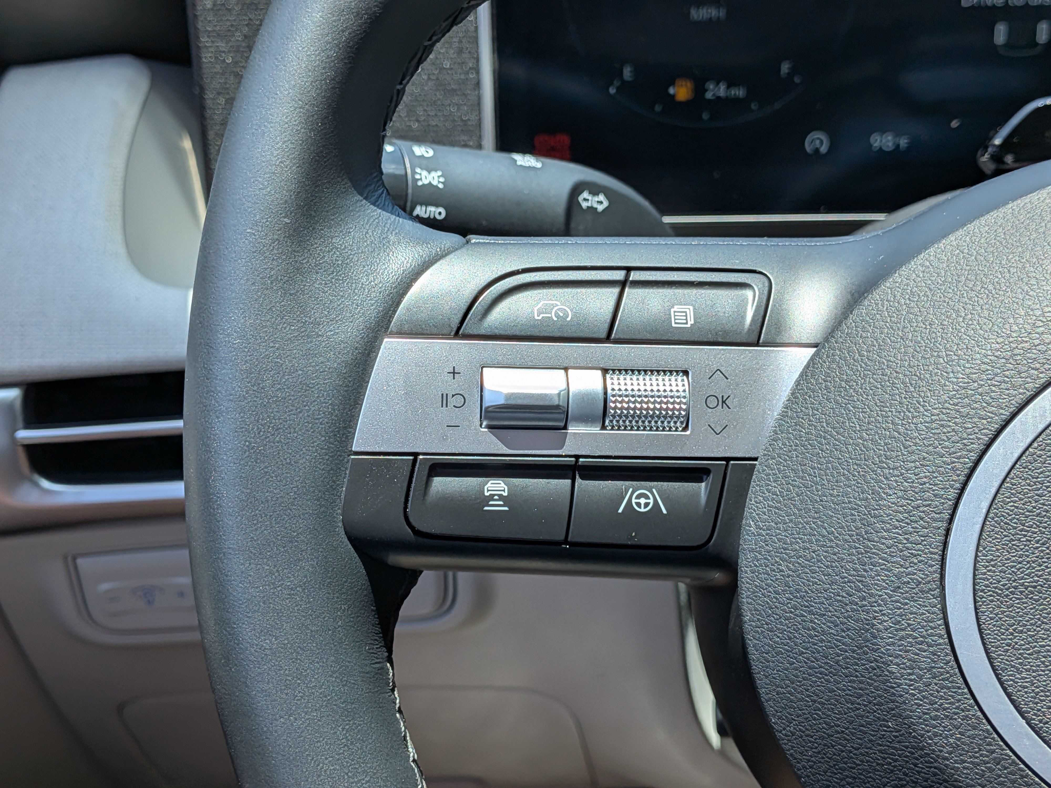 Used 2025 Hyundai Tucson SEL FWD image 26