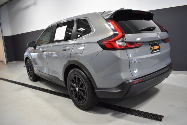 Used 2025 Honda CR-V EX-L image 3