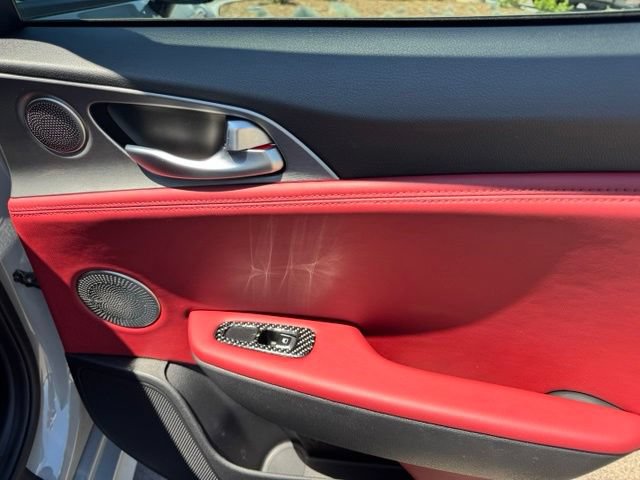 Used 2020 Kia Stinger GT1 AWD/4WD image 23
