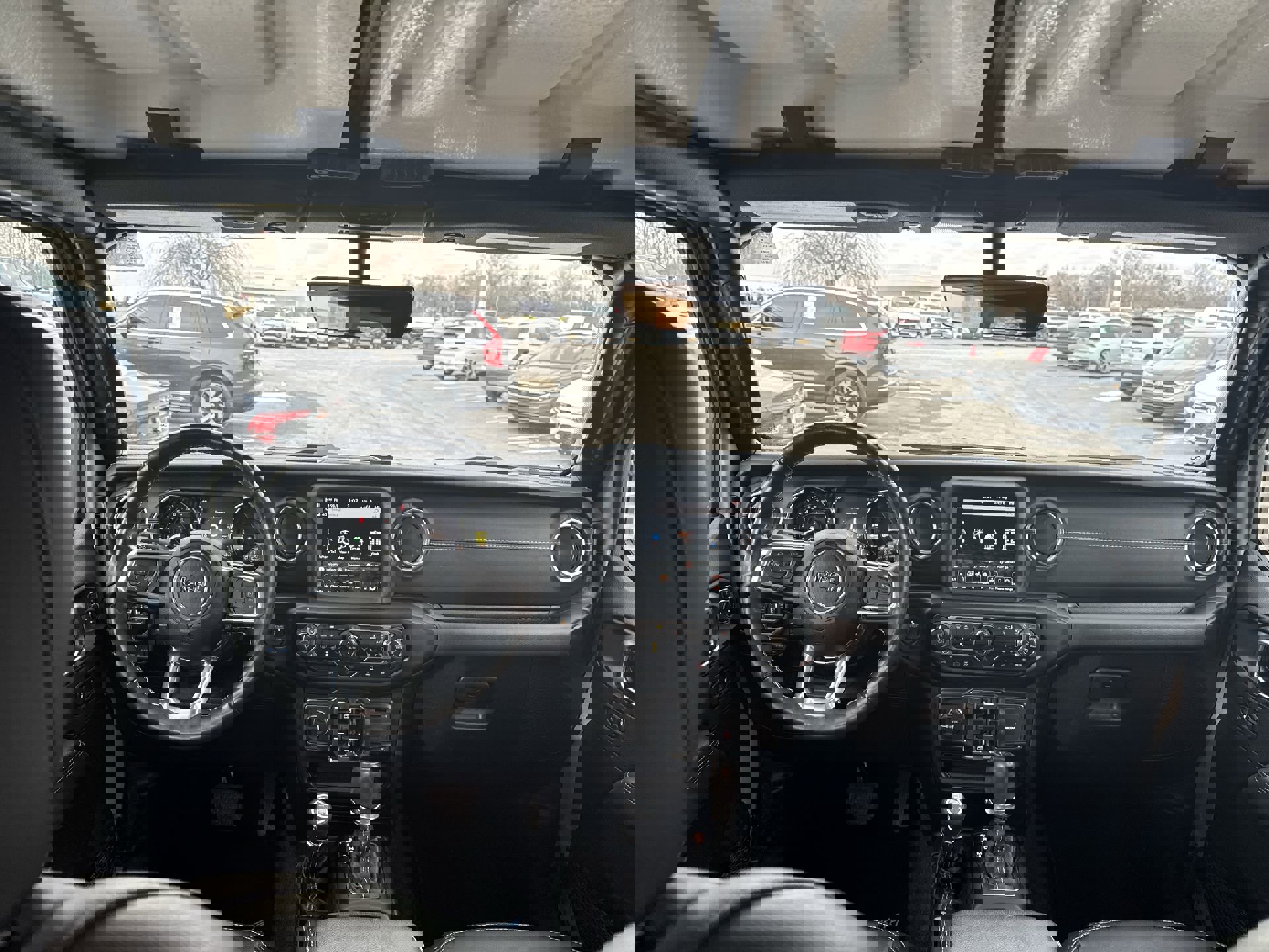 Used 2022 Jeep Wrangler Unlimited Sahara w/ Cold Weather Group image 20