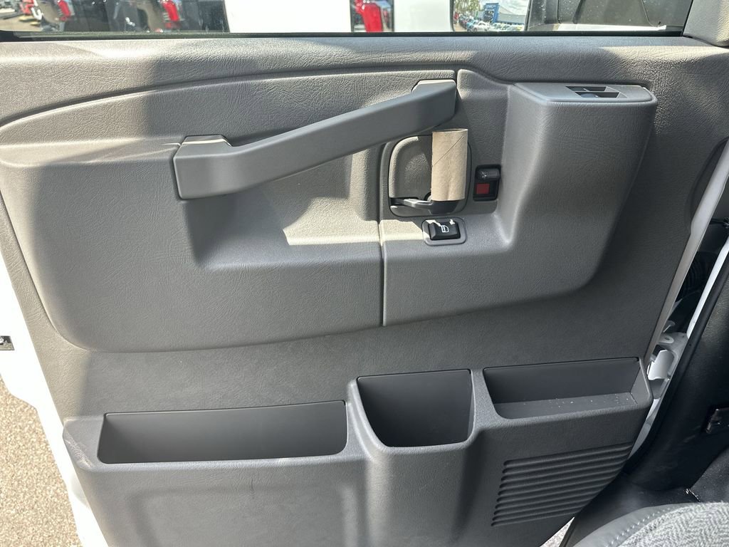New 2025 Chevrolet Express 3500 w/ Power Convenience Package image 23