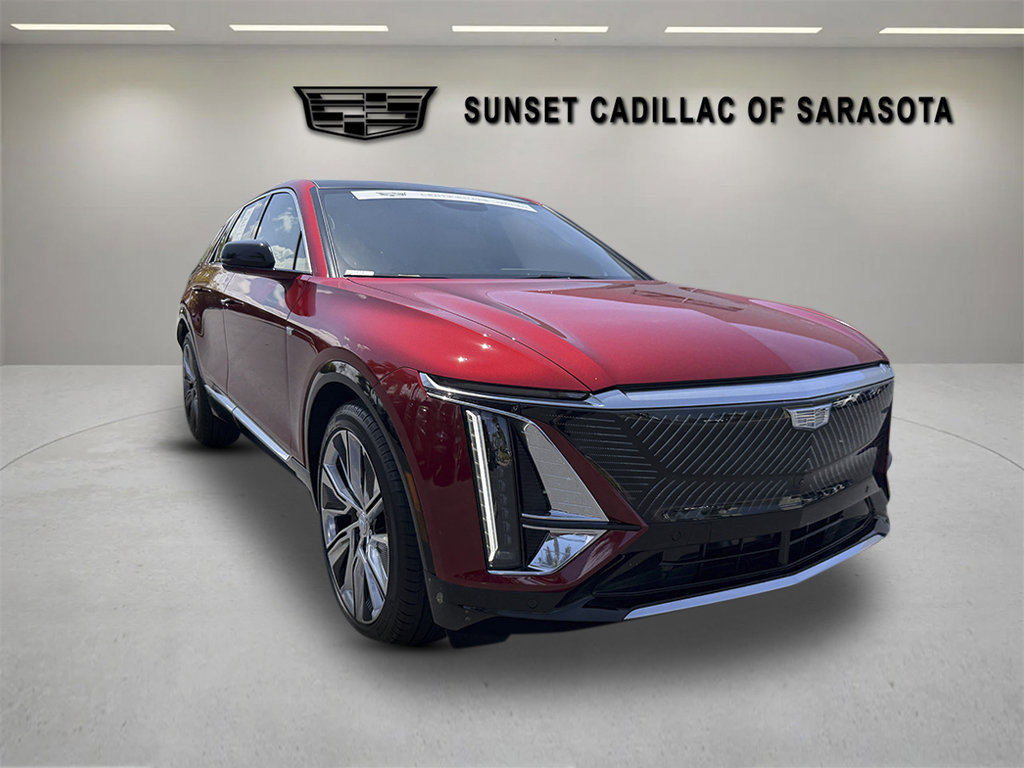 Certified 2025 Cadillac Lyriq Luxury w/ Nappa Leather Package RWD image 1