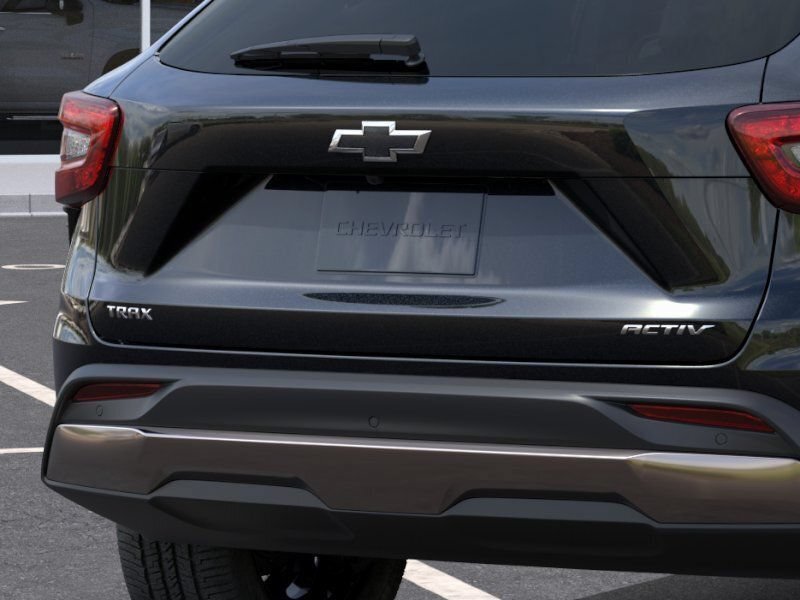 Used 2025 Chevrolet Trax ACTIV w/ Sunroof Package FWD image 15