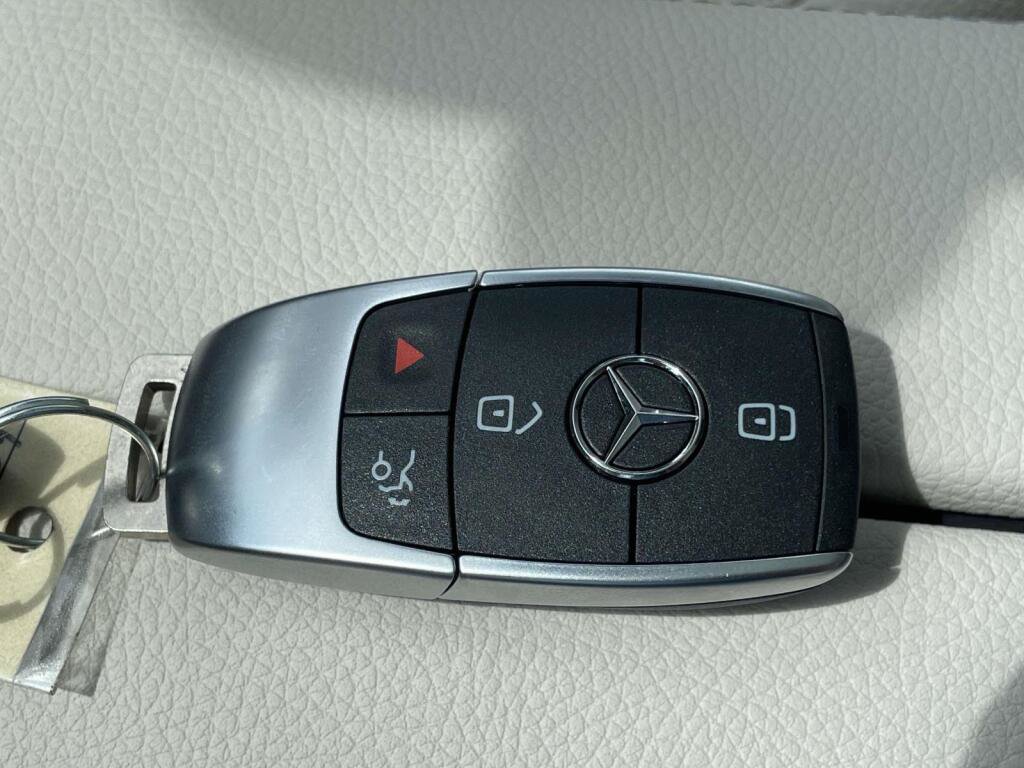 New 2026 Mercedes-Benz GLA 250 4MATIC image 4