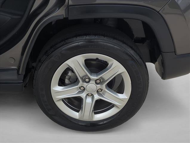 Used 2023 Jeep Compass Latitude AWD/4WD image 25