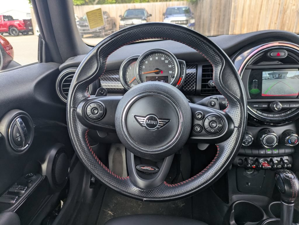 Used 2019 MINI Cooper S w/ Signature Upholstery Package FWD image 16