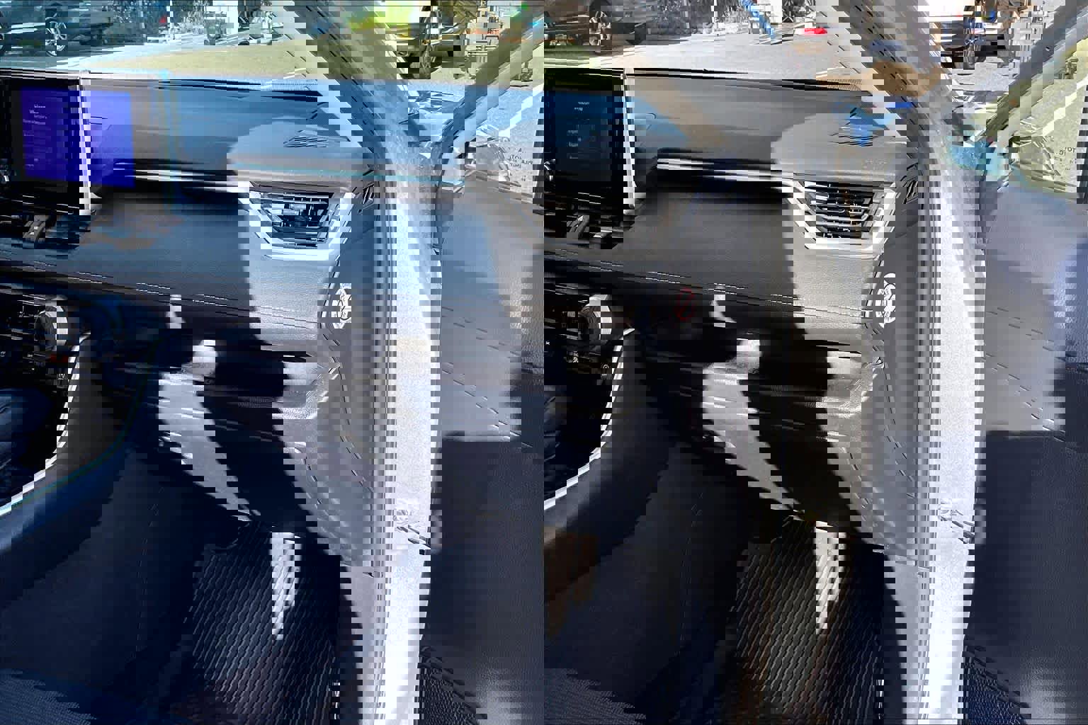 Certified 2025 Toyota RAV4 LE image 19