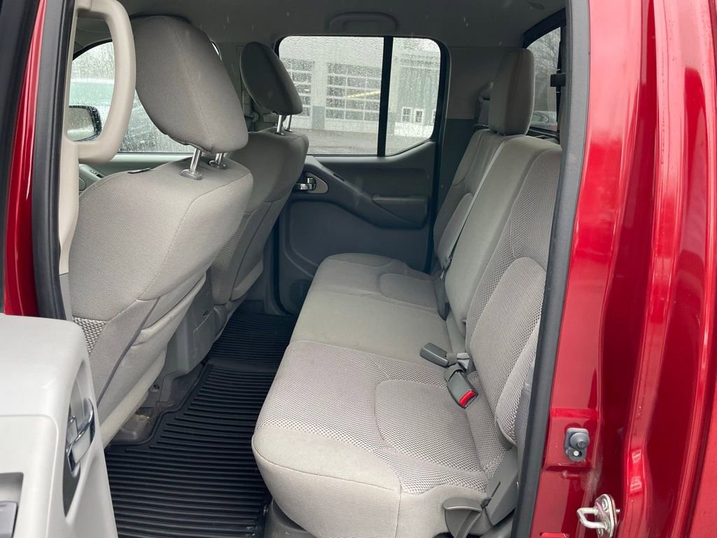 Used 2020 Nissan Frontier SV AWD/4WD image 11