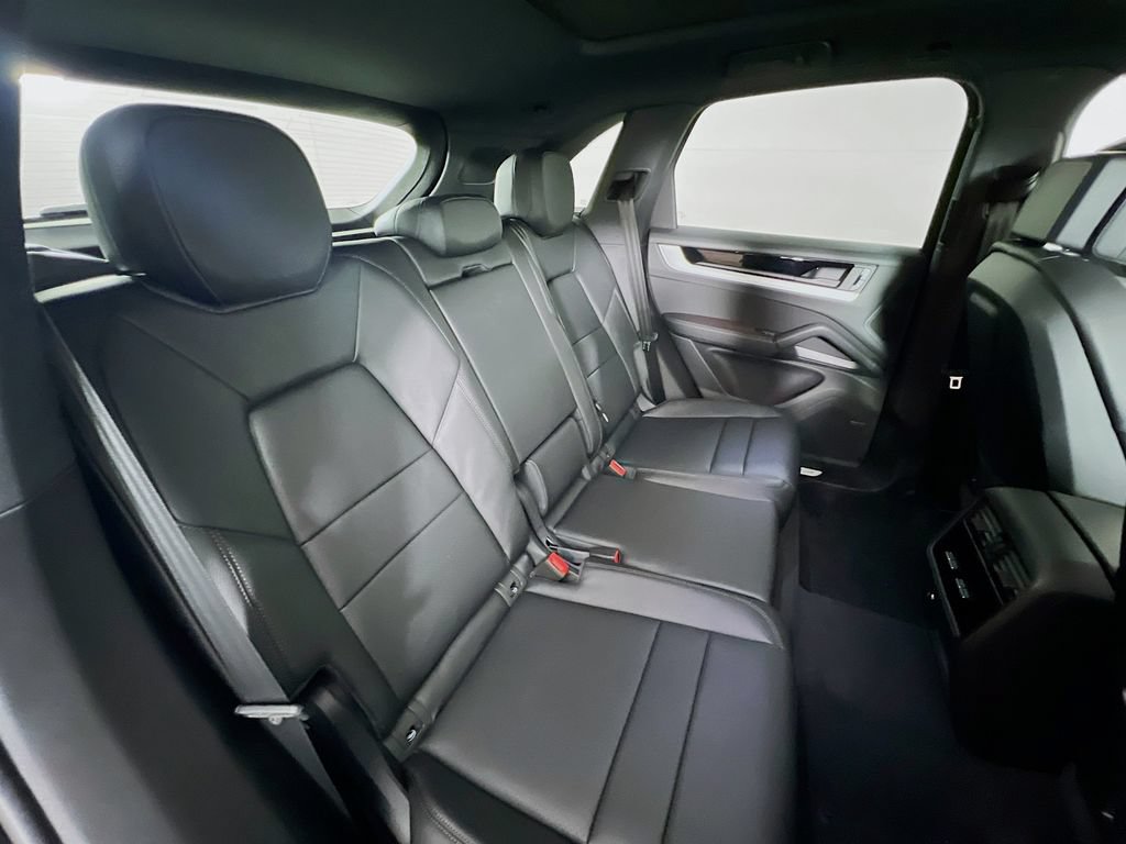 New 2026 Porsche Cayenne S AWD/4WD image 29