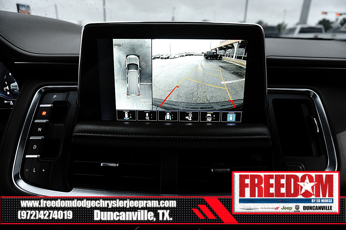 Used 2023 Chevrolet Suburban High Country AWD/4WD image 21