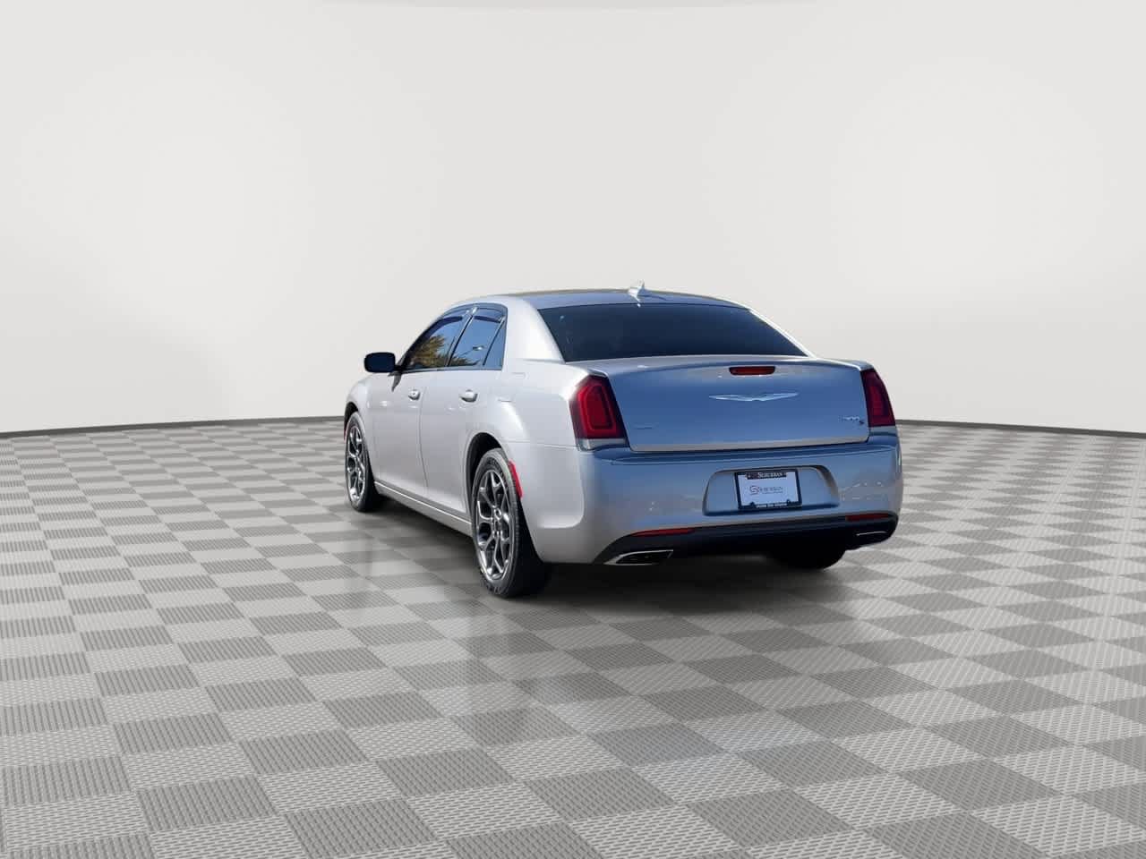Used 2018 Chrysler 300 S AWD/4WD image 7