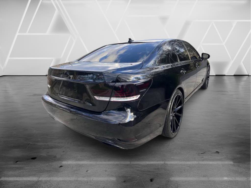 Used 2013 Lexus LS 460 w/ Comfort Pkg RWD image 7