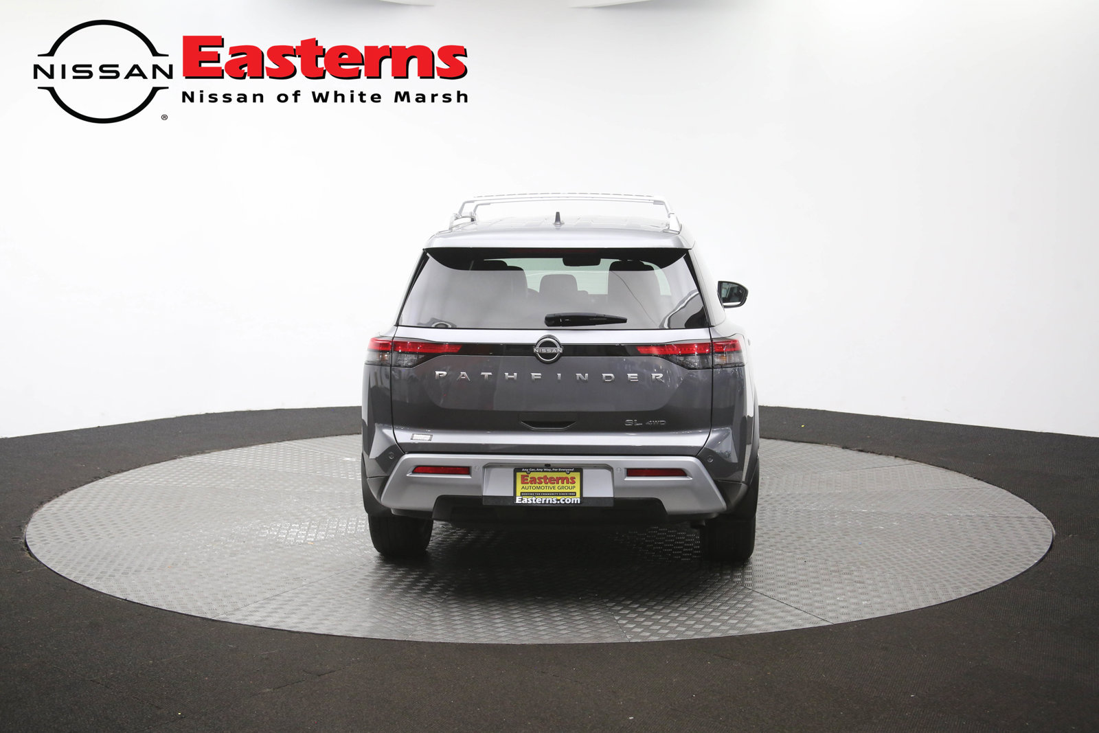 Used 2024 Nissan Pathfinder SL AWD/4WD image 39
