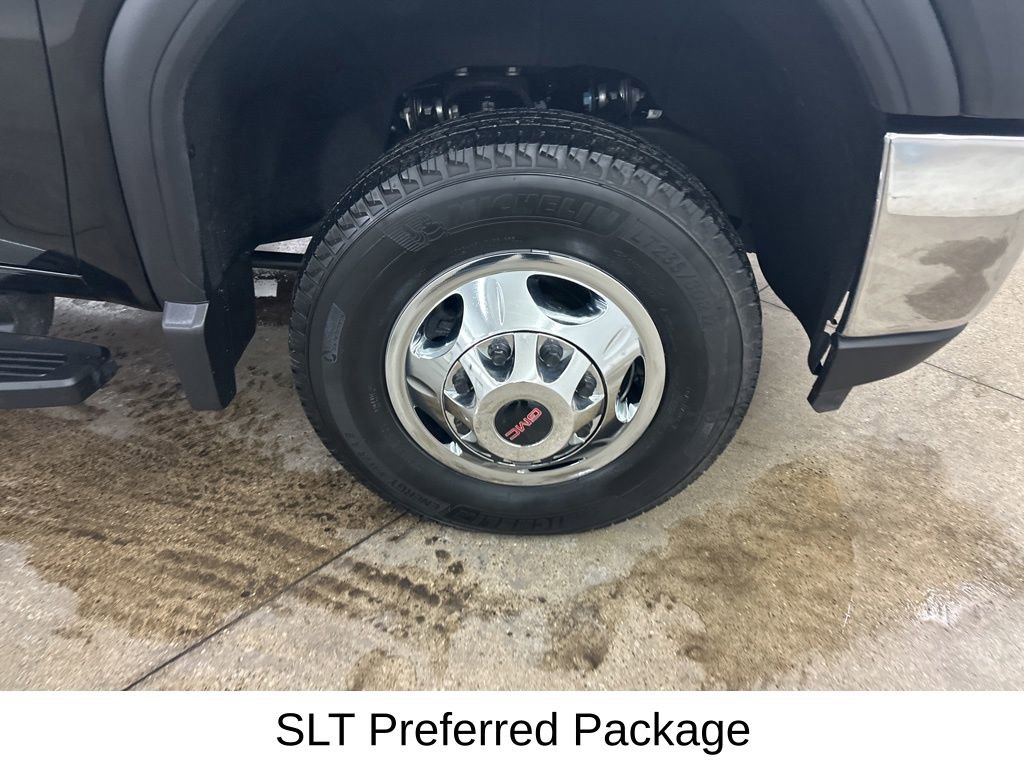 Certified 2023 GMC Sierra 3500 SLT w/ SLT Premium Package image 15