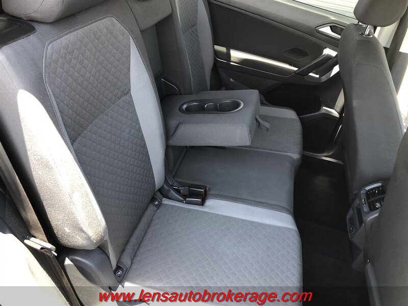 Used 2019 Volkswagen Tiguan S w/ 3rd Row Seat Package AWD/4WD image 21