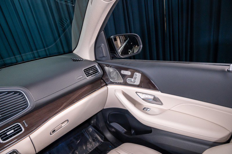Certified 2026 Mercedes-Benz GLS 450 4MATIC image 23