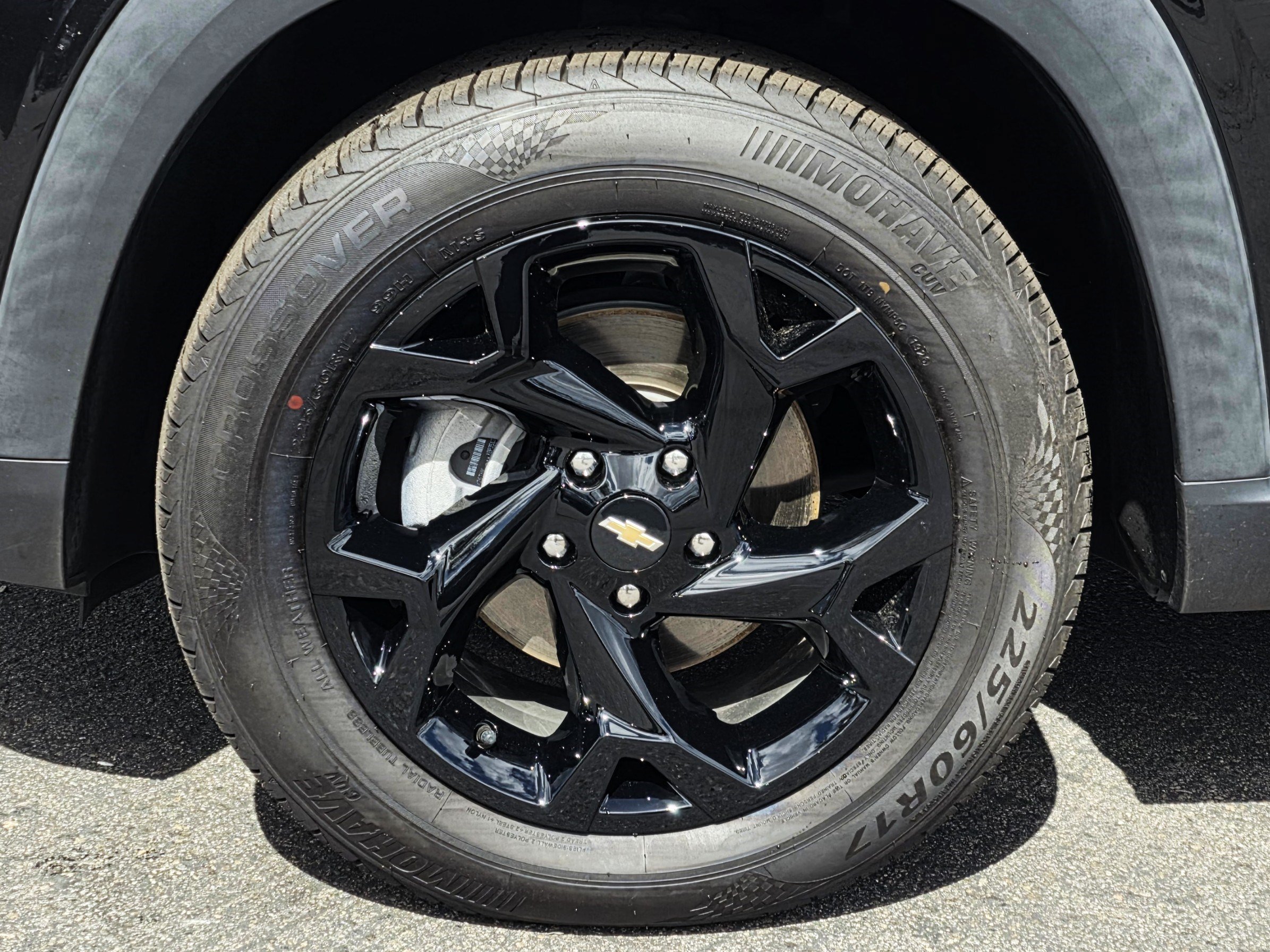 Used 2024 Chevrolet Trax LT w/ Driver Confidence Package FWD image 9