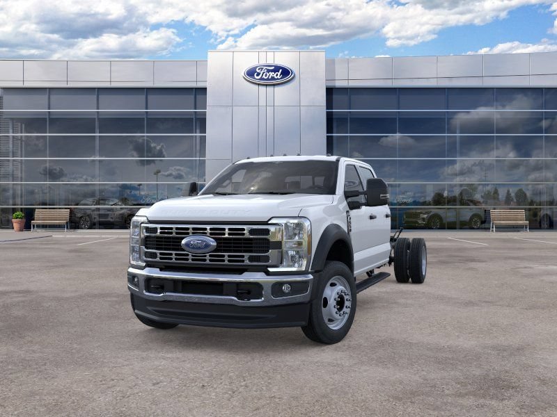 New 2026 Ford F550 4x4 Crew Cab image 2