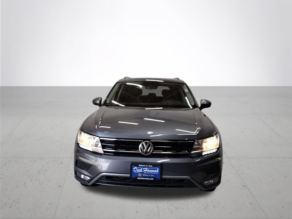 Used 2018 Volkswagen Tiguan SEL AWD/4WD image 3