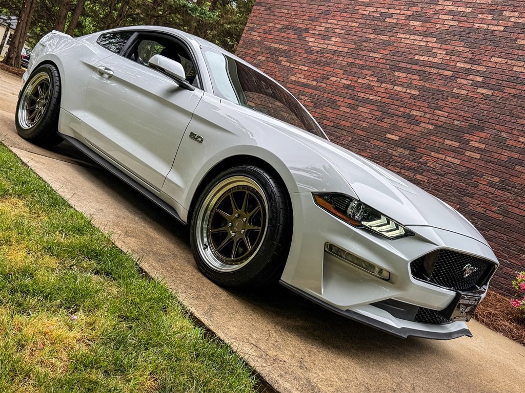 Used 2023 Ford Mustang GT Premium w/ Equipment Group 401A RWD image 28