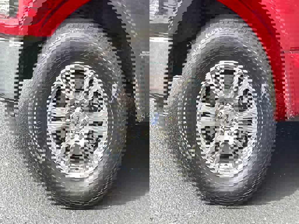 Used 2019 Ford F150 Lariat image 9