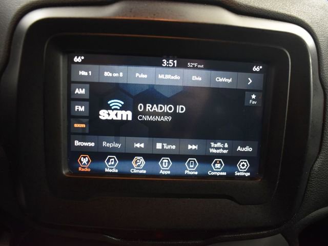 Used 2018 Jeep Renegade Latitude image 17