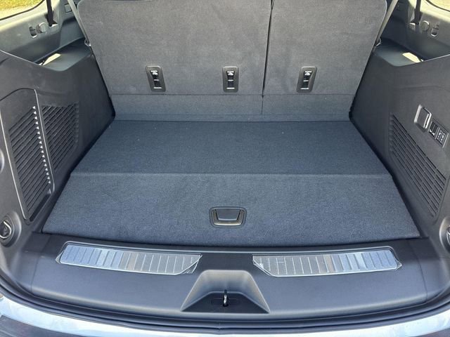 New 2026 GMC Yukon XL Denali w/ Denali Reserve Package image 28