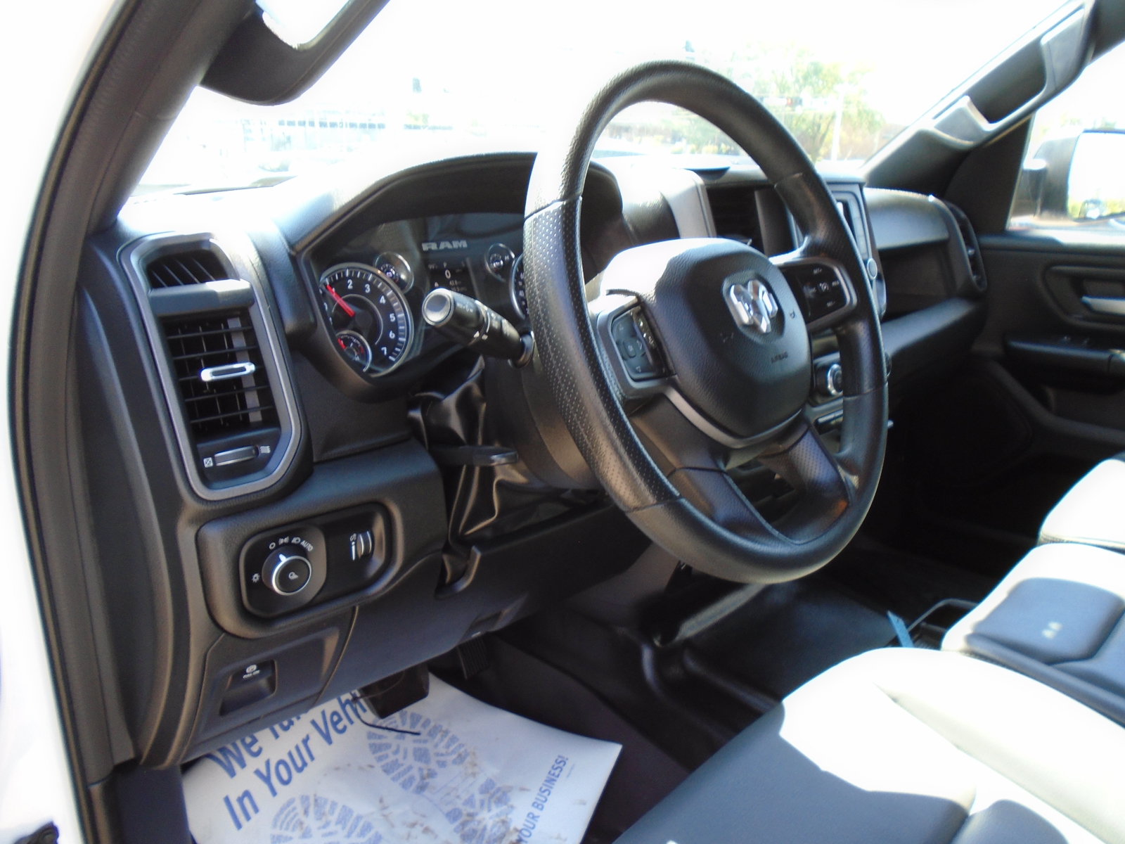 Used 2022 RAM 1500 Tradesman w/ Level 1 Safety Group AWD/4WD image 14