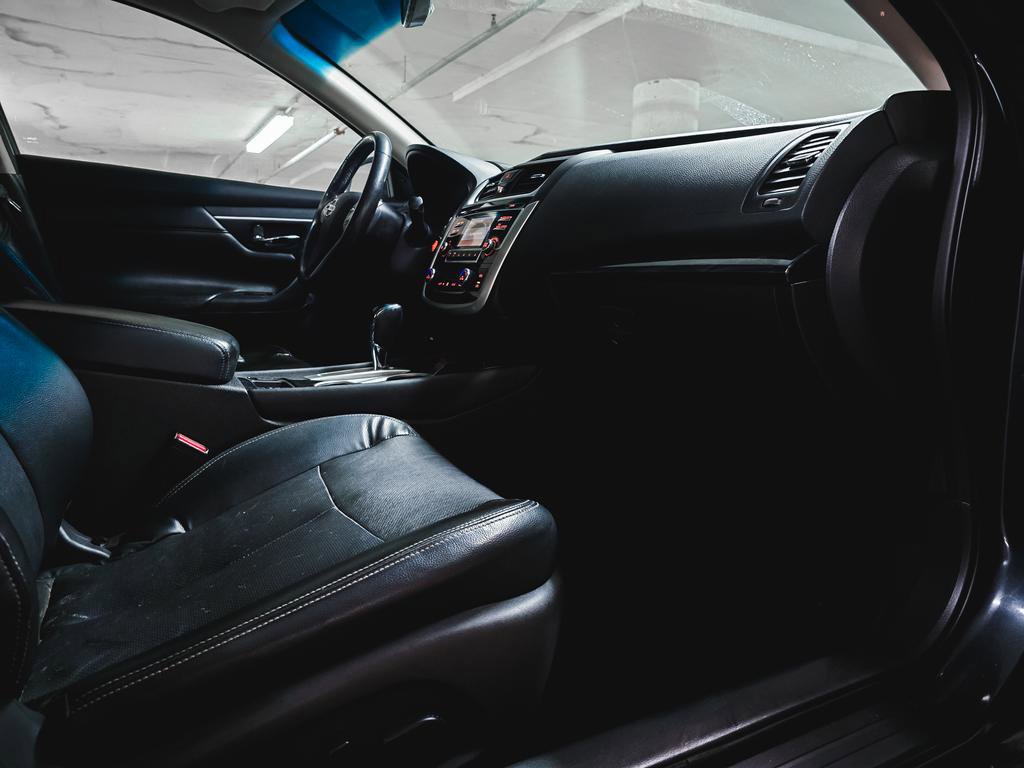 Used 2018 Nissan Altima 2.5 SL FWD image 33