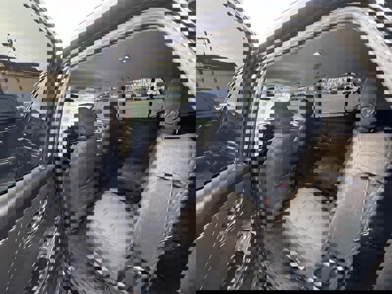 Used 2018 Chevrolet Traverse LT image 11