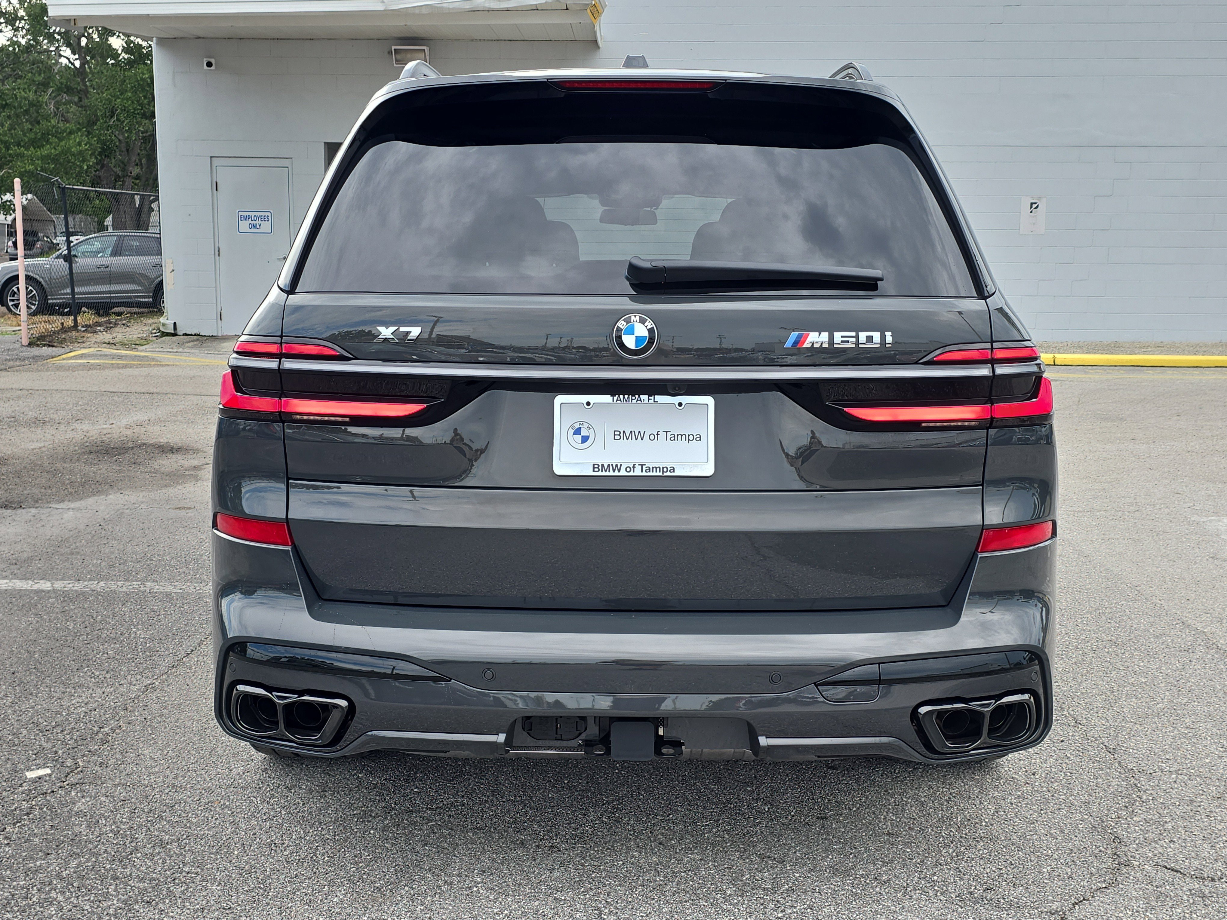 New 2026 BMW X7 M60i image 6