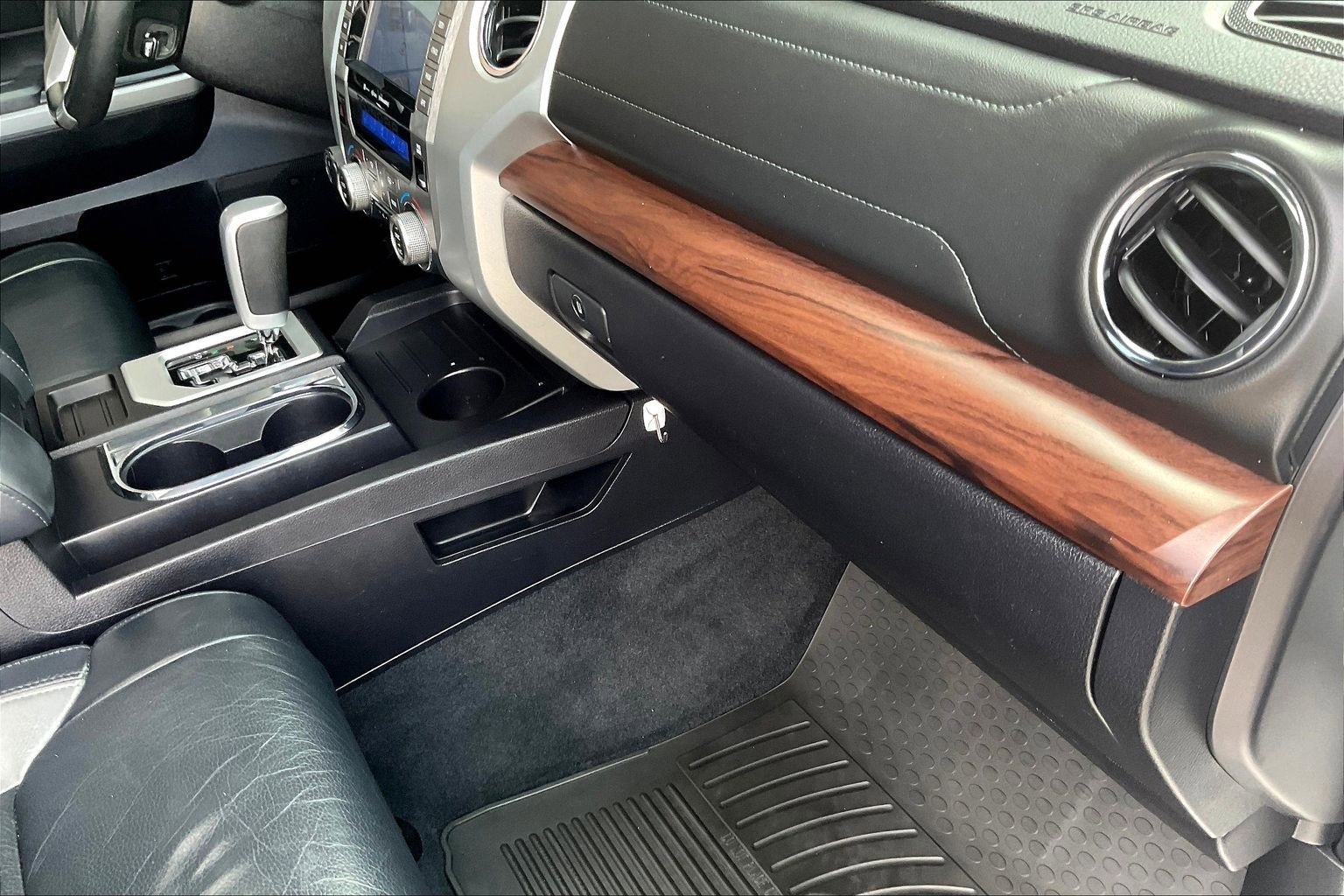 Used 2020 Toyota Tundra Limited image 19