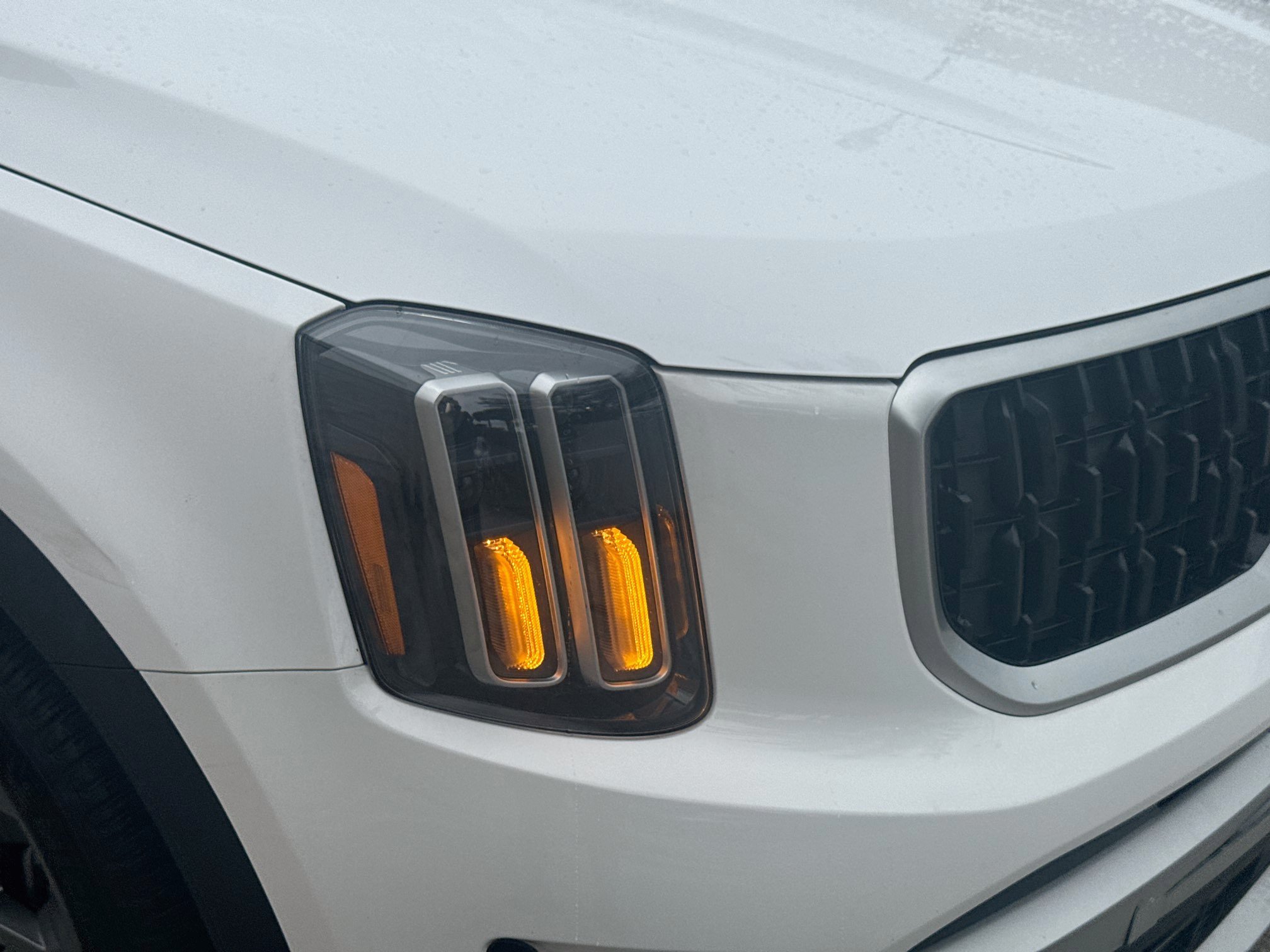 Used 2024 Kia Telluride LX FWD image 32