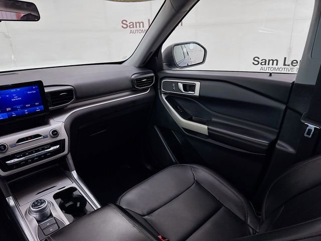 Used 2020 Ford Explorer XLT w/ Equipment Group 202A image 22