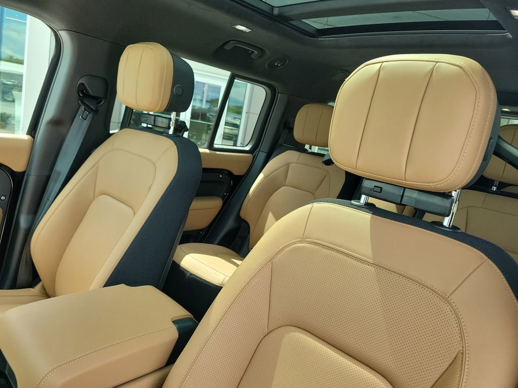 New 2026 Land Rover Defender 130 V8 image 25