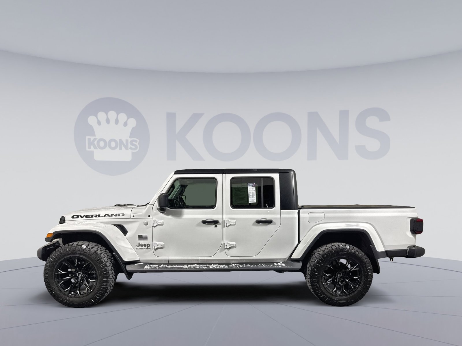 Used 2022 Jeep Gladiator Overland w/ Popular Equipment Package image 2