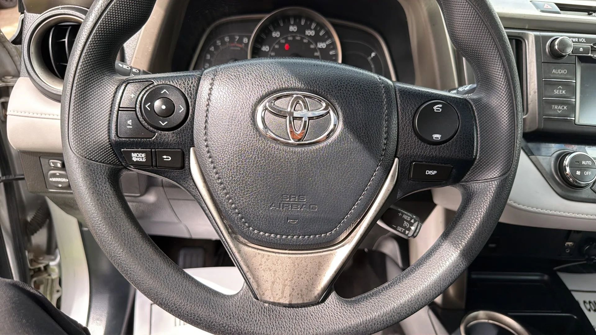 Used 2013 Toyota RAV4 XLE AWD/4WD image 31