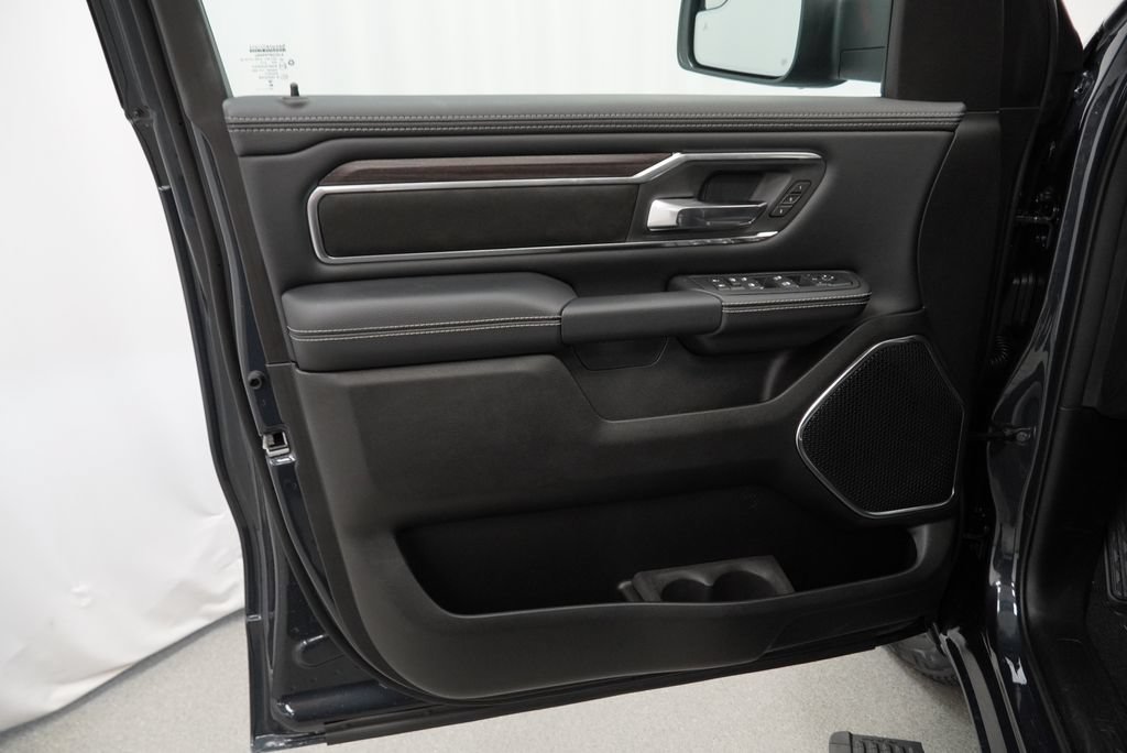 New 2027 RAM 1500 Laramie w/ Laramie Preferred Package AWD/4WD image 26