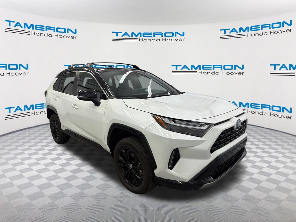 Used 2024 Toyota RAV4 XSE w/ Weather Package AWD/4WD image 7