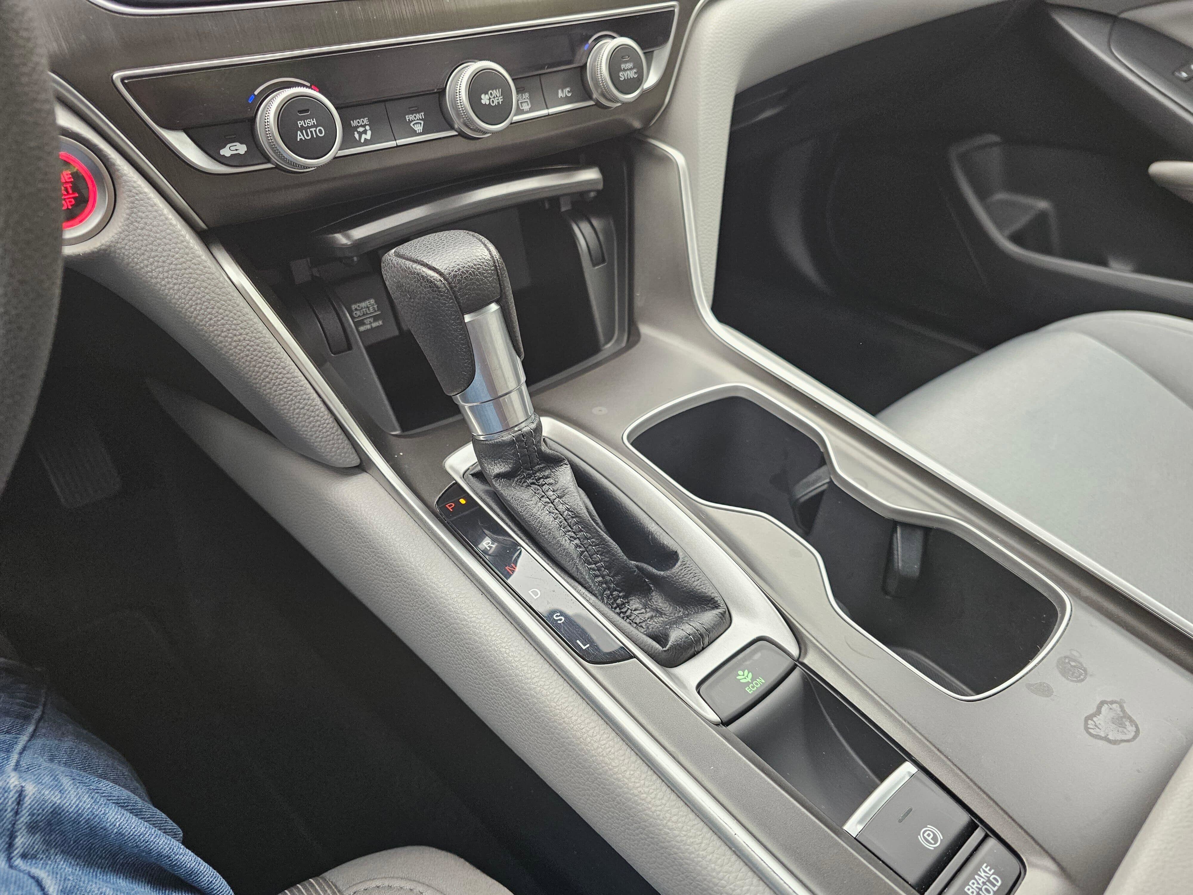 Used 2019 Honda Accord LX image 27