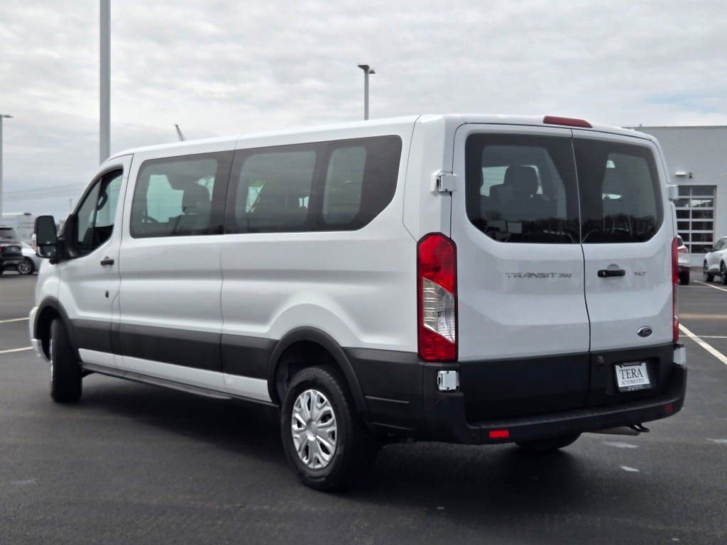Used 2023 Ford Transit 350 XLT image 13