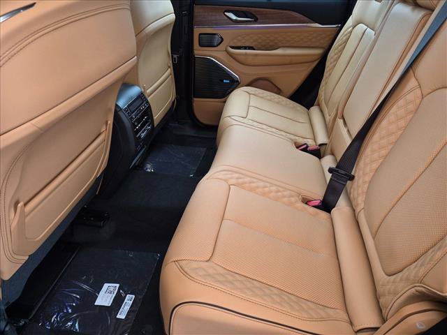 New 2027 Jeep Grand Cherokee Summit AWD/4WD image 16