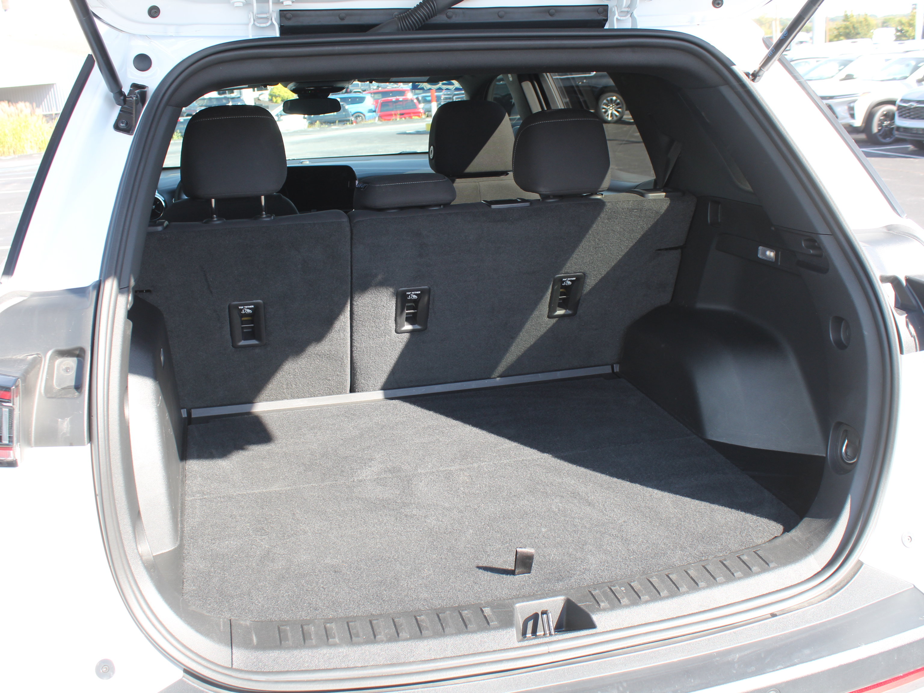 Certified 2025 Chevrolet Equinox LT FWD image 29