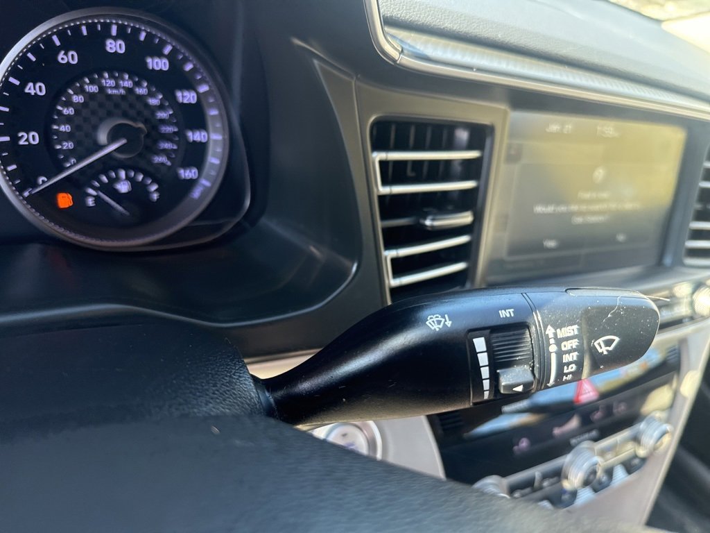 Used 2020 Hyundai Elantra Limited w/ Ultimate Package 03 image 19