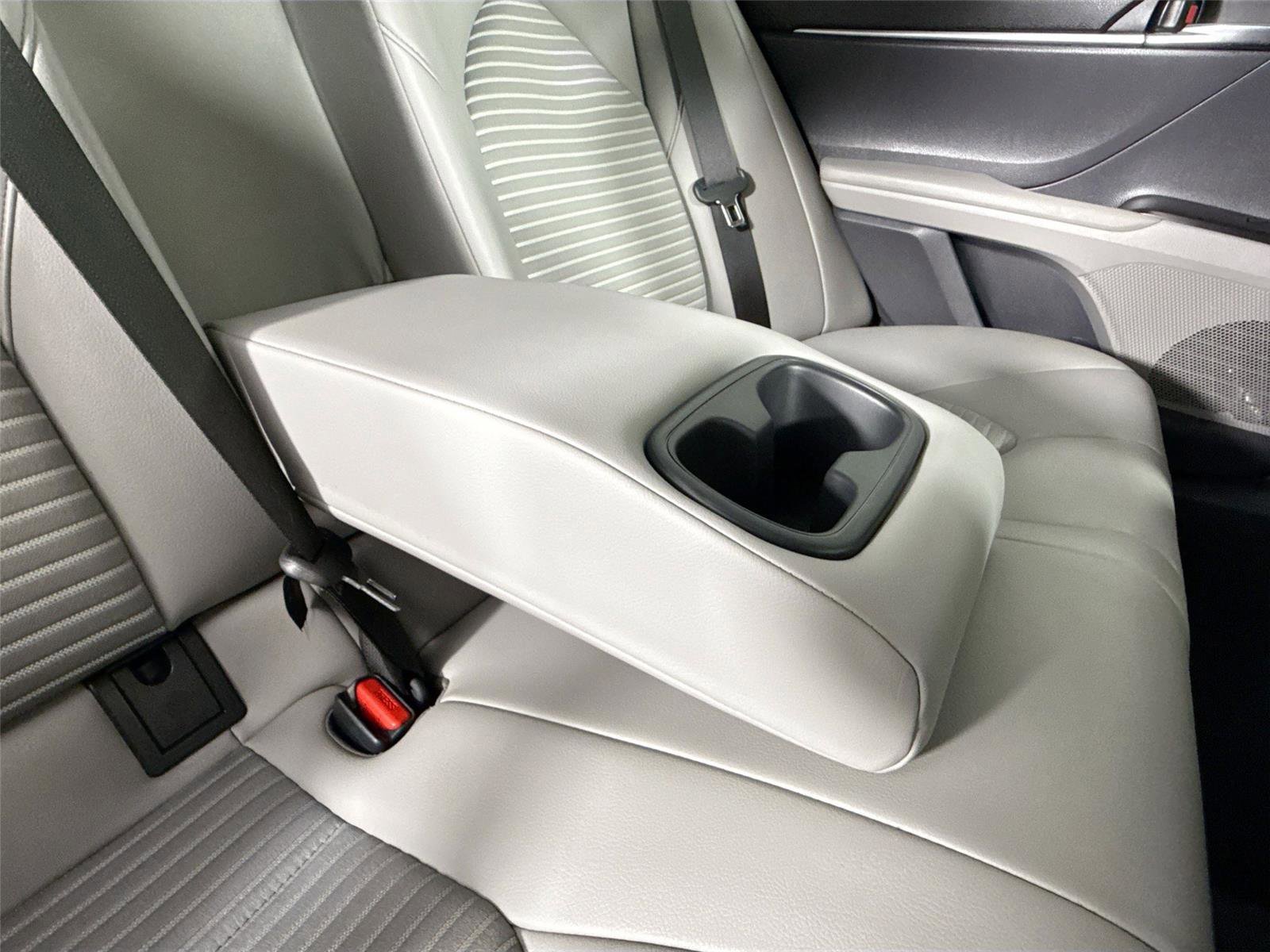 Certified 2023 Toyota Camry SE AWD/4WD image 34