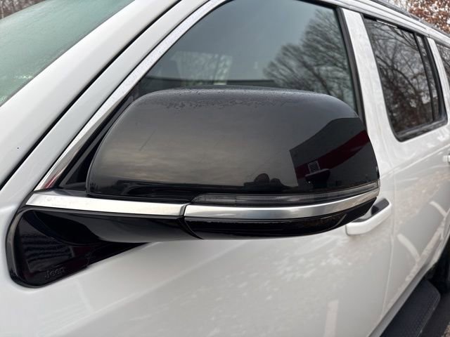 Used 2023 Jeep Wagoneer L Series II image 10