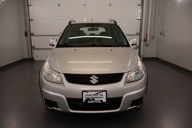 Used 2008 Suzuki SX4 AWD Hatchback image 2
