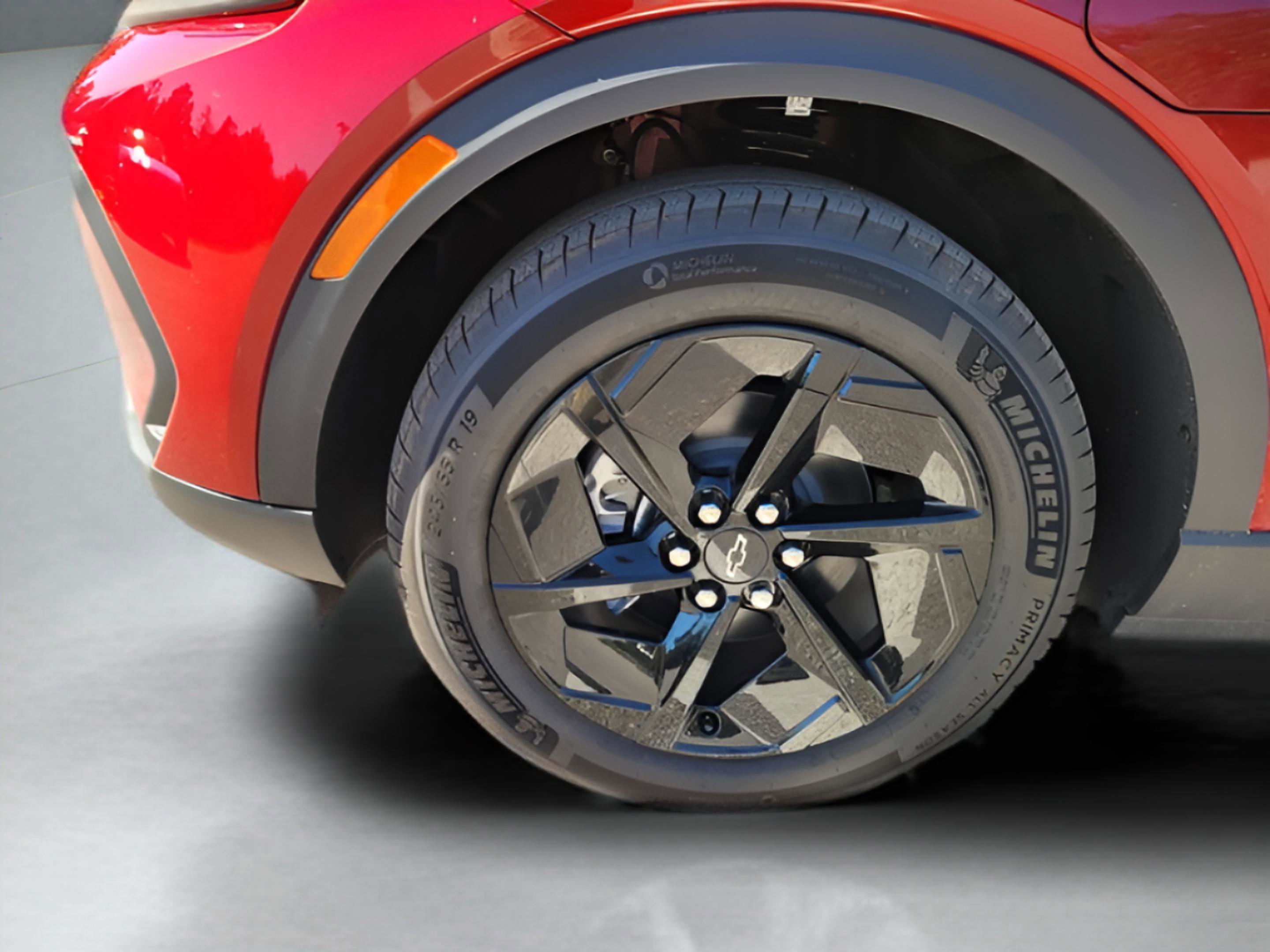 New 2026 Chevrolet Equinox EV LT w/ Midnight Package image 25