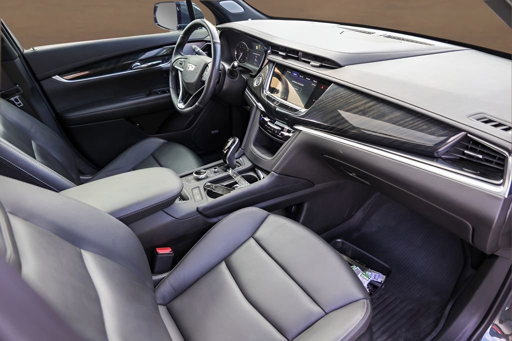 Used 2021 Cadillac XT6 Premium Luxury FWD image 32