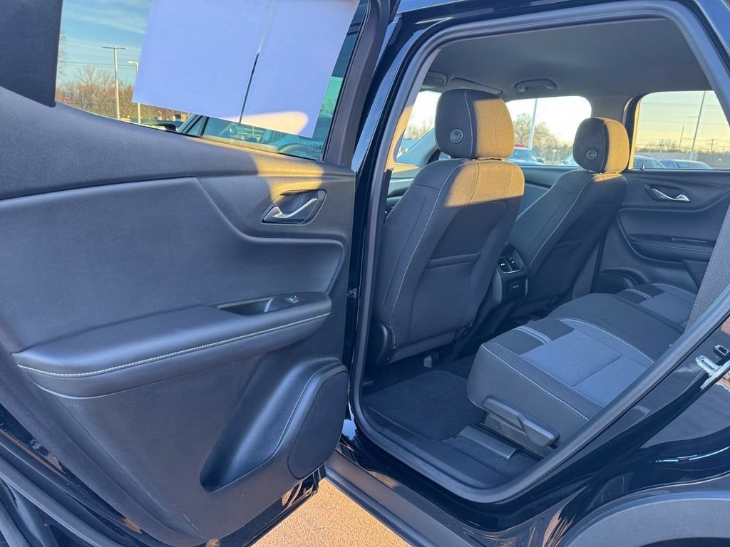 Used 2023 Chevrolet Blazer LT w/ Convenience Package AWD/4WD image 19